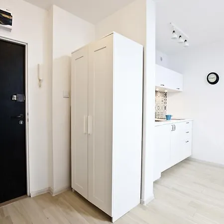 Heaven In Apartment *